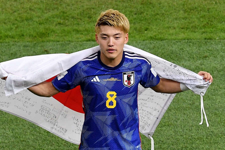 2022サッカー日本代表 オーセンティックユニフォーム 堂安律選手 