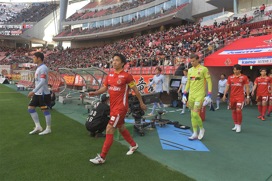 名古屋と浦和の一戦で違反行為が確認【写真：Getty Images】