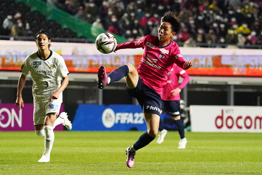 北野颯太のJ初ゴールが決勝弾に【写真：Getty Images】