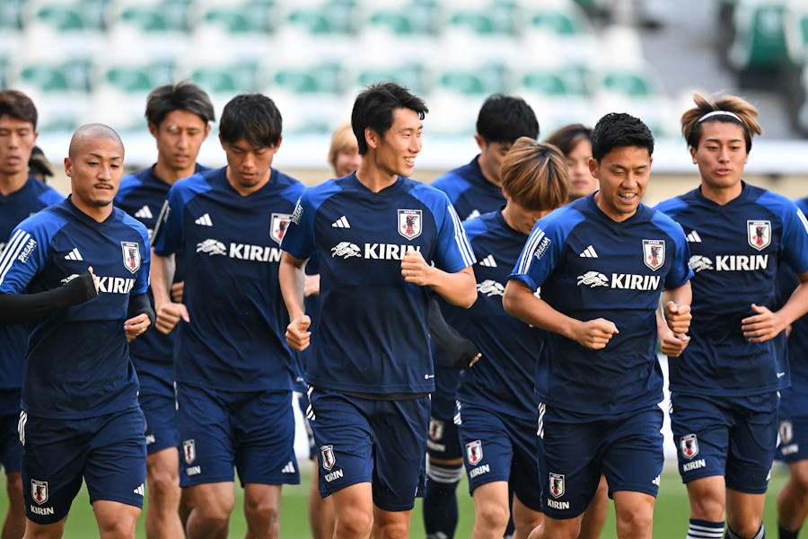 ドイツと対戦する森保ジャパン【写真：Getty Images】