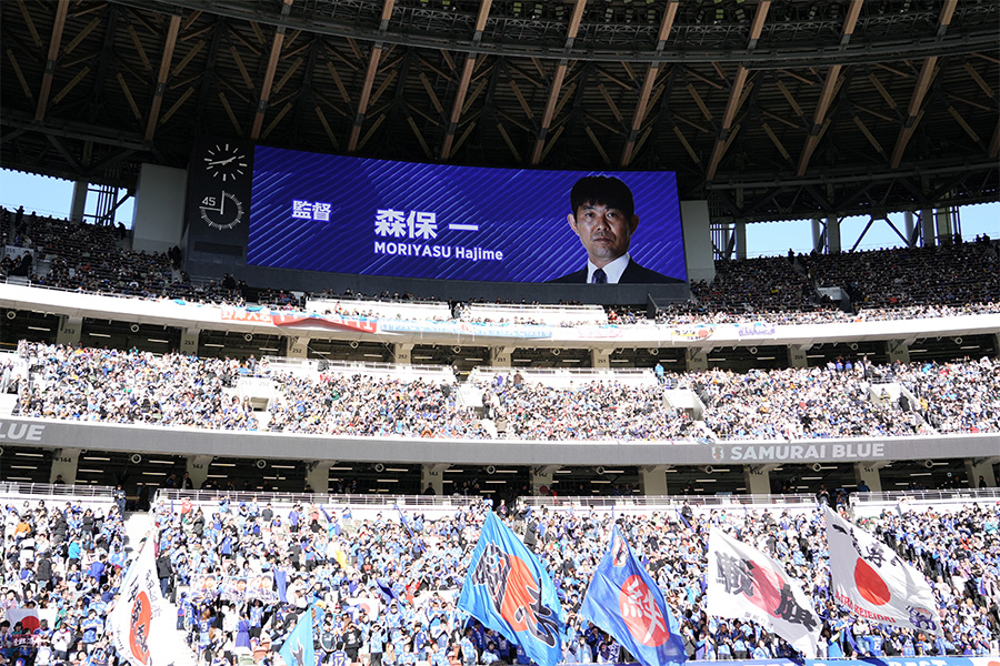 元日の国立競技場に6万人以上のサポーターが観戦【写真：Getty Images】