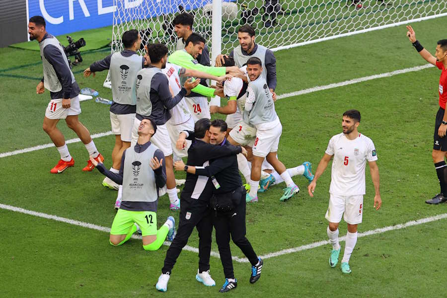 イランは日本に2-1で勝利【写真：ロイター】