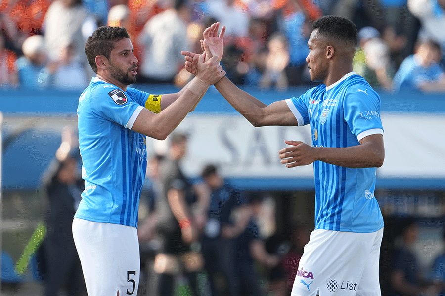 横浜FCが清水の連勝をストップ【写真：Getty Images】