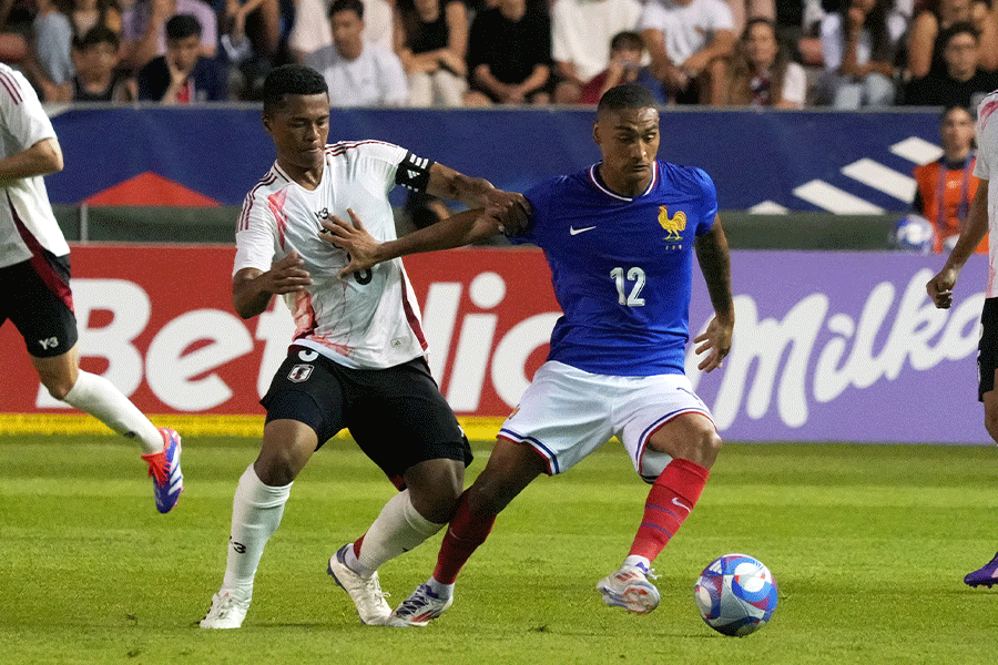 U-23日本代表はフランスと1-1のドロー【写真：Getty Images】