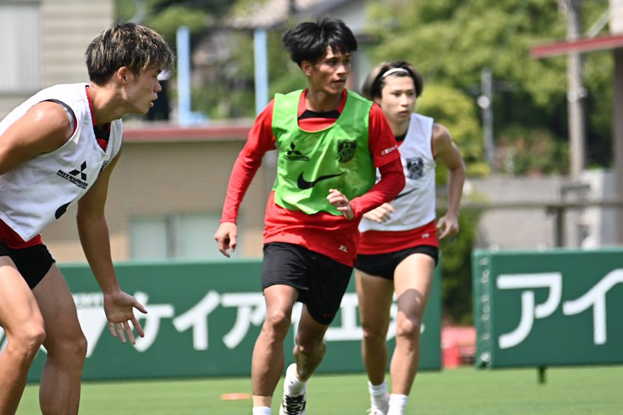 浦和に加入した長沼洋一【写真：轡田哲朗】