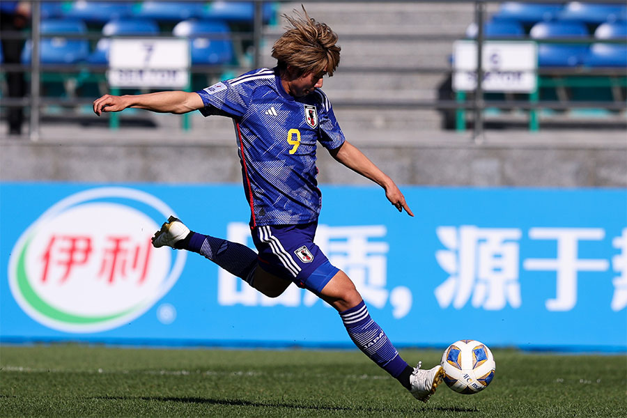 U-20日本代表にも選出された横山歩夢【写真：Getty Images】