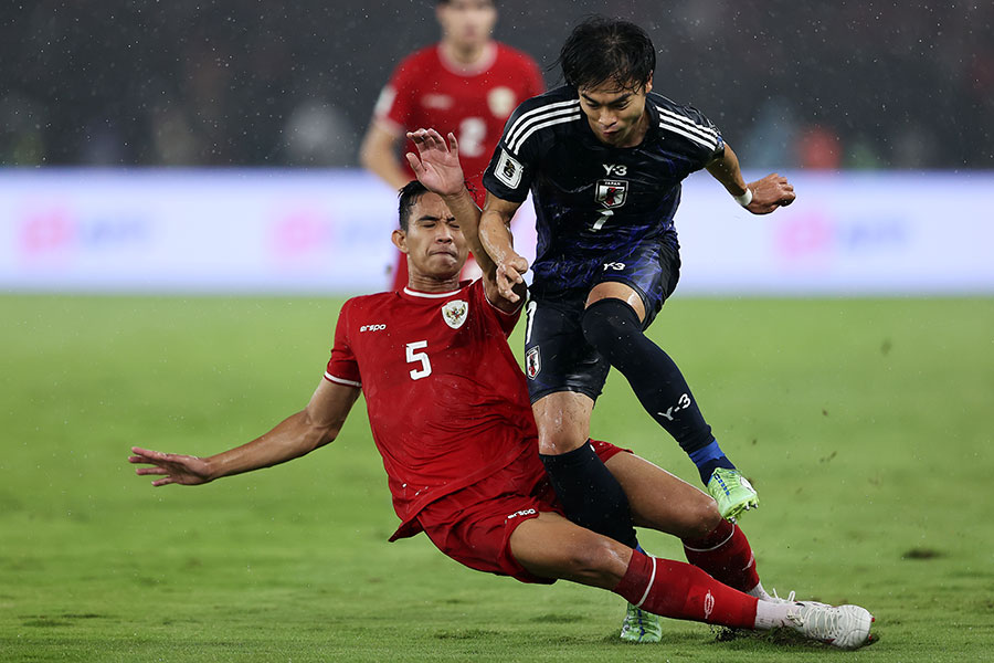 インドネシア戦に出場した日本代表・三笘薫【写真：Getty Images】