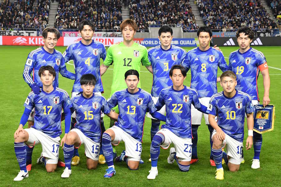 アディダスサッカー日本代表ユニフォーム