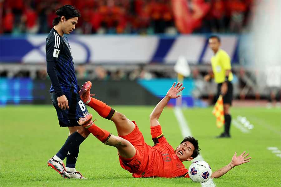 中国と日本の一戦でハプニングが続出【写真：Getty Images】