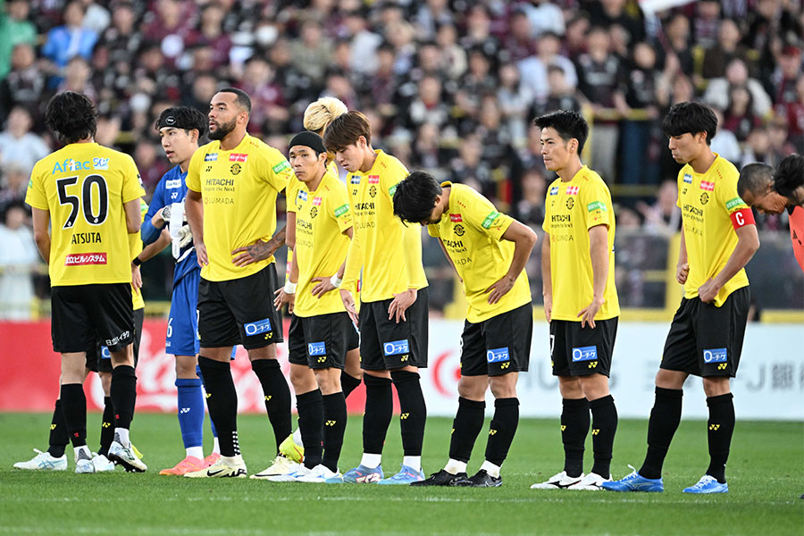 柏は後半ATに神戸に追い付かれた【写真：徳原隆元】