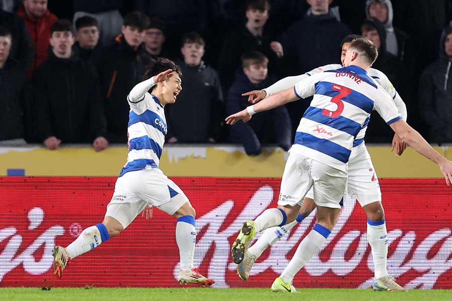 QPRの斉藤光毅がリーグ戦初ゴール【写真：Getty Images】