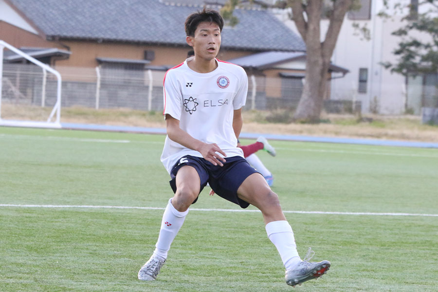 豊川高校の1年生アタッカー・大下蒼生【写真：FOOTBALL ZONE編集部】