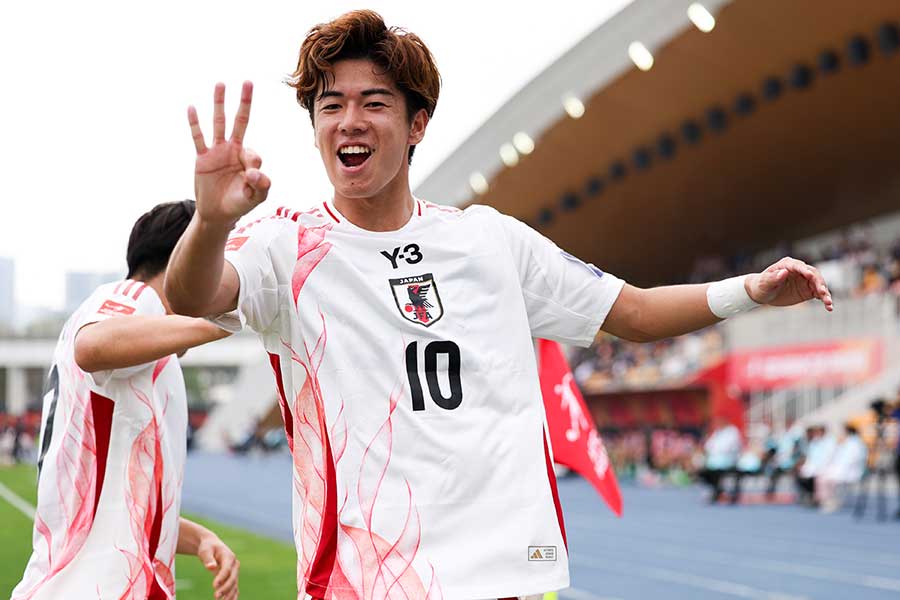 U-20日本代表の大関友翔【写真：Getty Images】