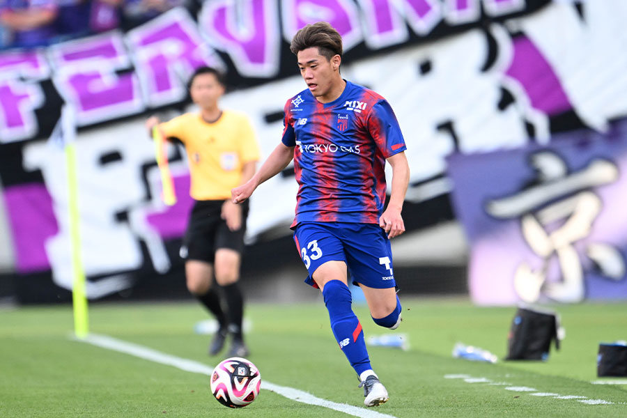 FC東京でプレーする俵積田晃太【写真：徳原隆元】