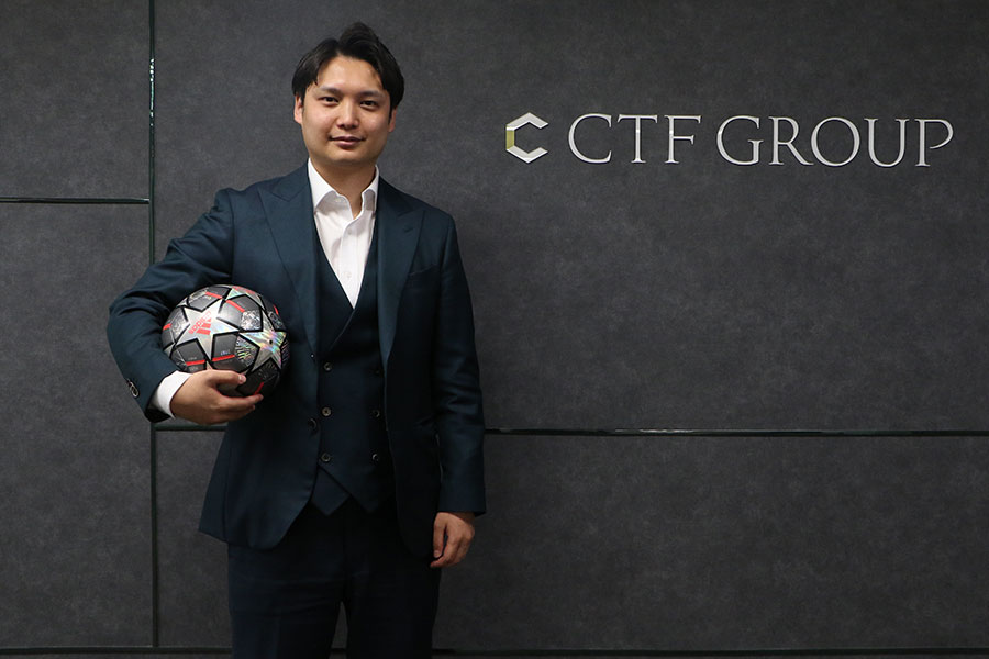 株式会社CTF GROUP代表取締役の山本真聖氏【写真：FOOTBALL ZONE編集部】