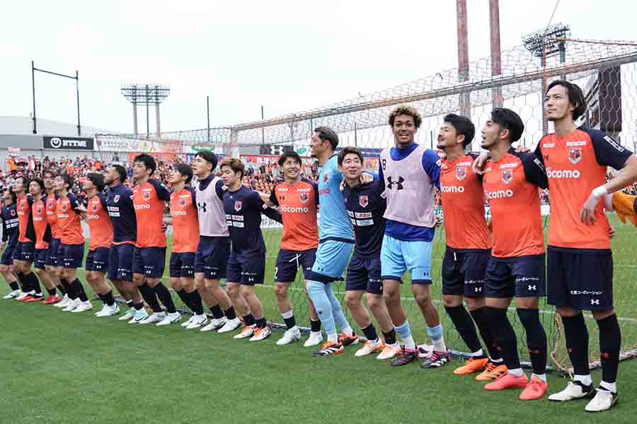 杉本健勇が大宮を牽引【写真：Getty Images】