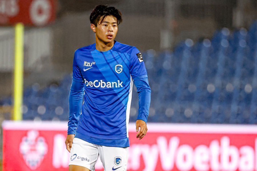 神村学園からヘンクに進んだ吉永夢希【写真：(C) KRC Genk】