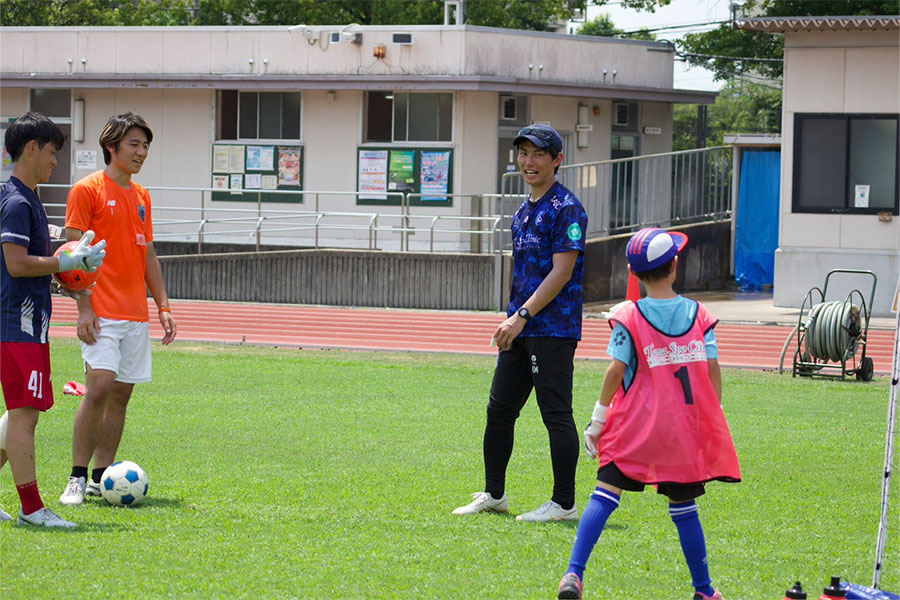 双青戦の関連企画として京都でGKクリニックを開催【写真：東京大学運動会ア式蹴球部】